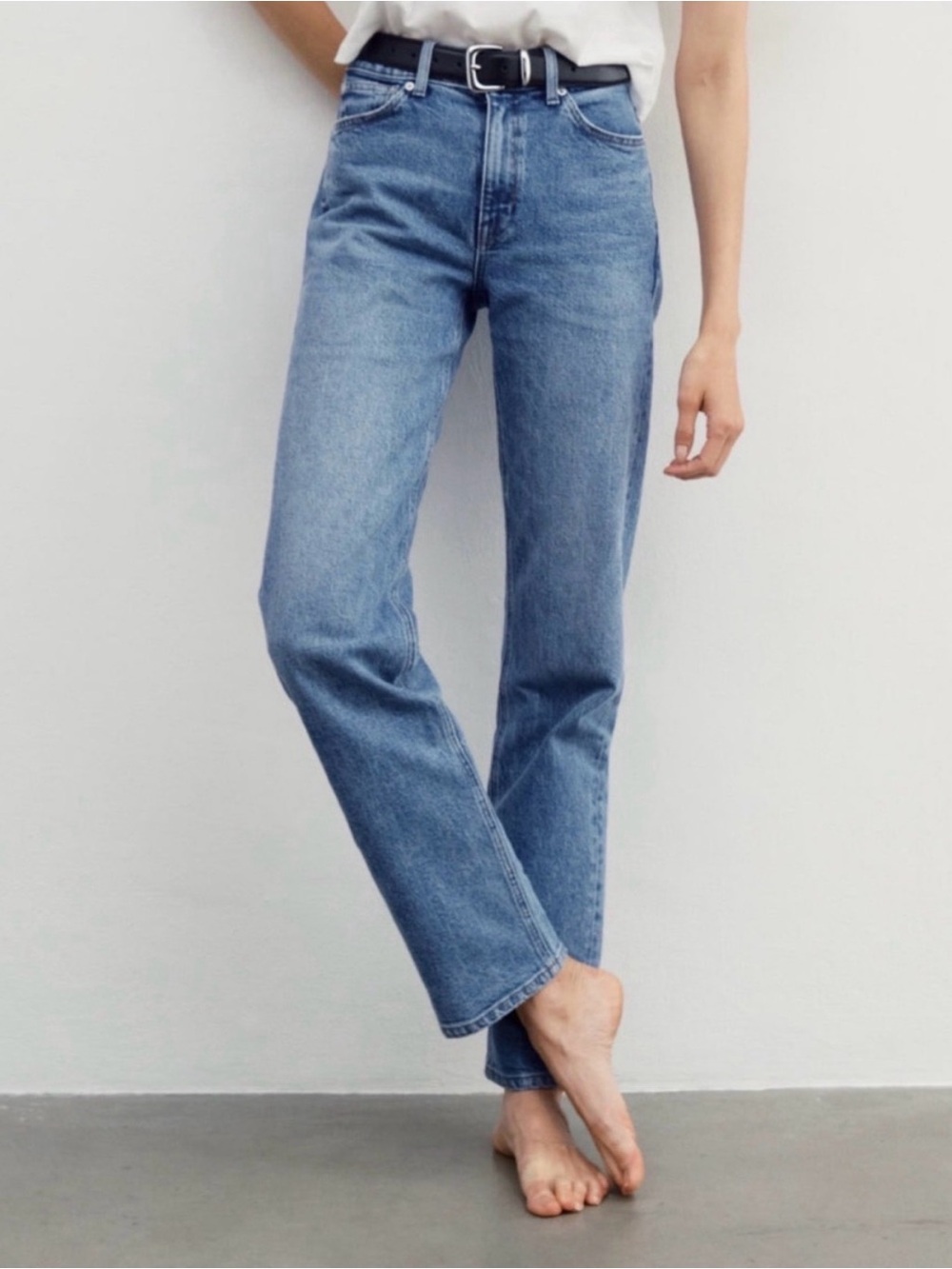 AYR The Bud Jeans Women's Size 27 Short High Rise Tapered Yada Yada Wash Blue
